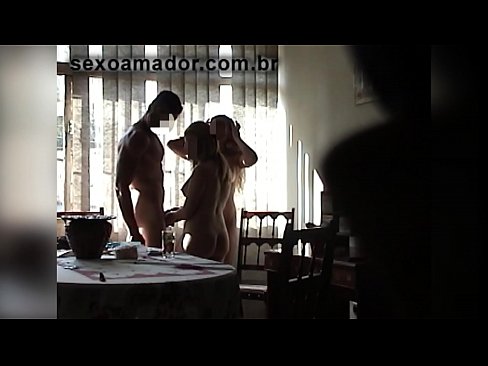 ❤️ Sex-Freunde laden einen riesigen Mann und einen Dreier mit ihm ein ❤️ Sex video bei de.pornpk.ru