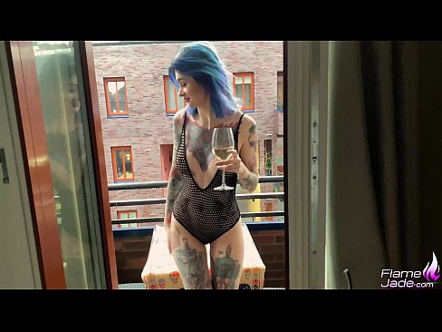 ❤️ Großartiges Mädchen lutscht mit einem Schluck und fickt leidenschaftlich unter freiem Himmel ❤️ Sex video bei de.pornpk.ru